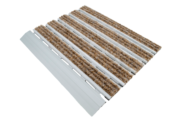 DSC_8897-DeNoiseAI-denoise-mask-transparent