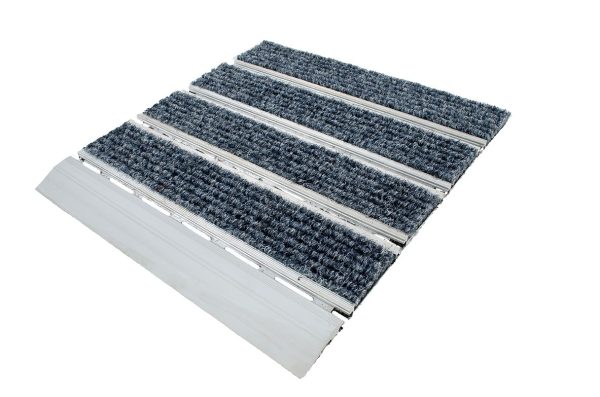 DSC_8910-DeNoiseAI-denoise-mask-transparent